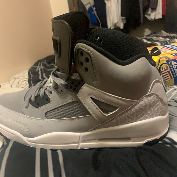 Air Jordan Spizike’s - Picture 3 of 3